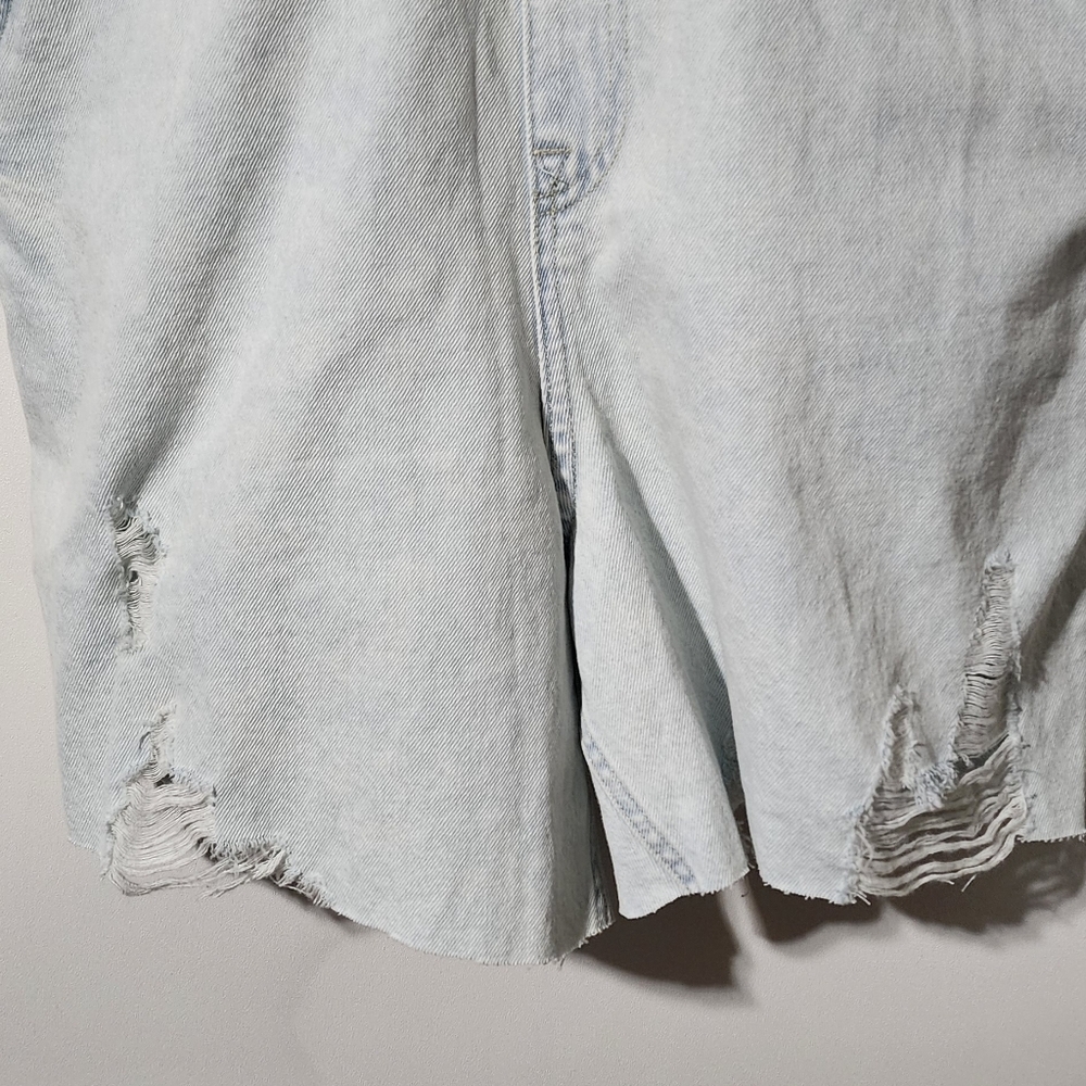 Nwt light blue denim short overalls - Picture 6 of 9